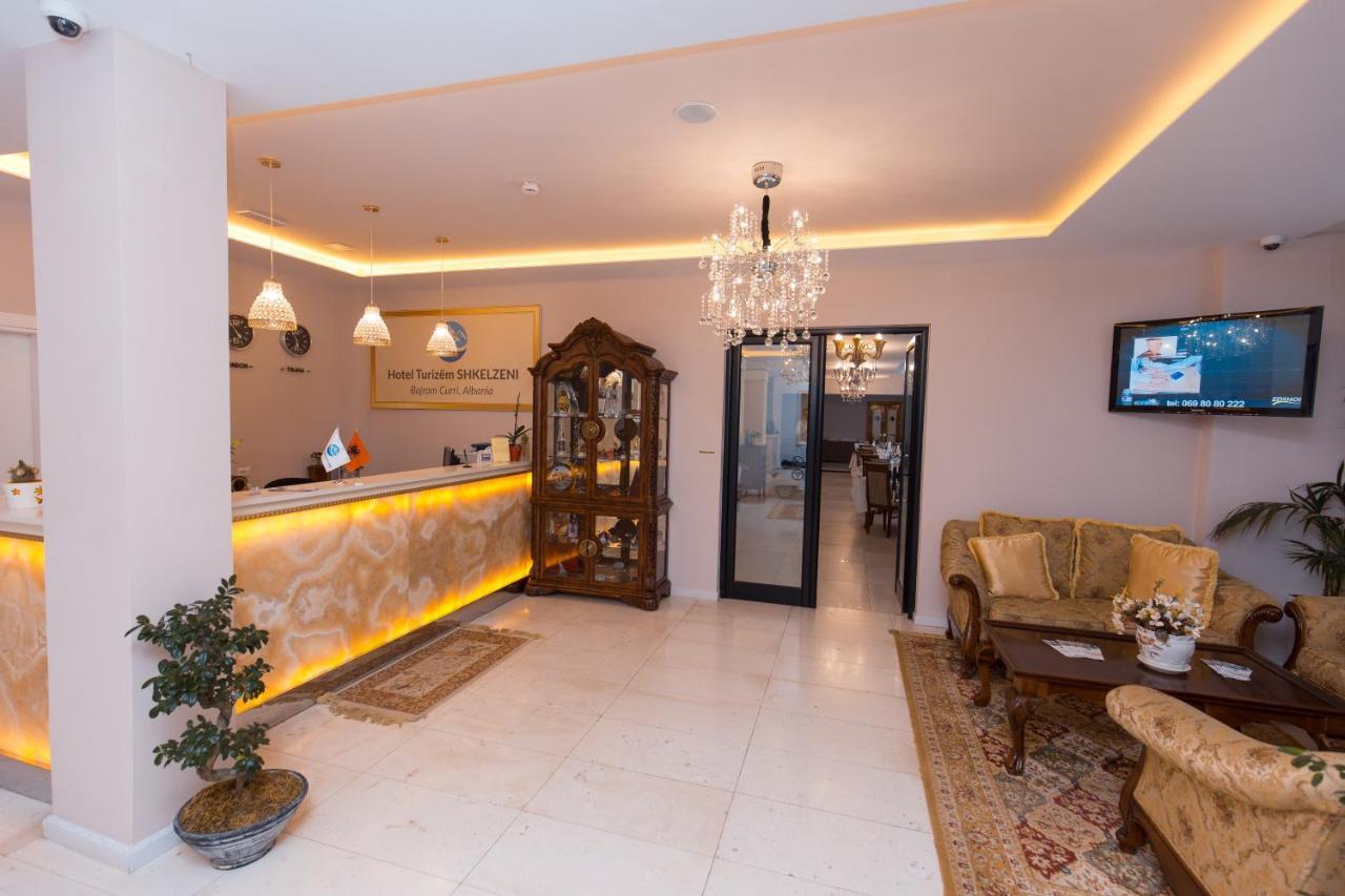 Hotel Turizem Shkelzeni Bajram Curr Exterior foto